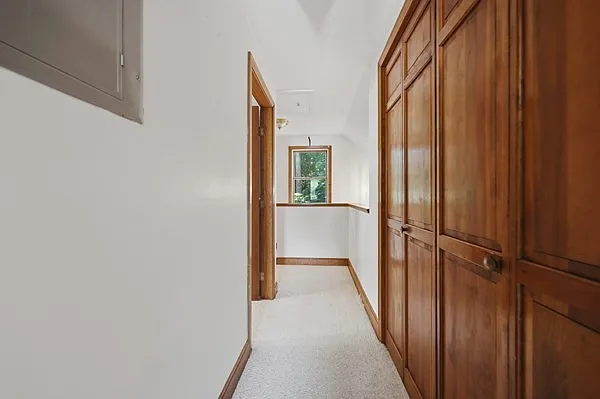 21 Janet Cir #B — Photo 8