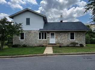 2004 6th St S, Arlington, VA 22204