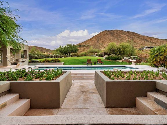 4th image of 10144 E Foothills Dr