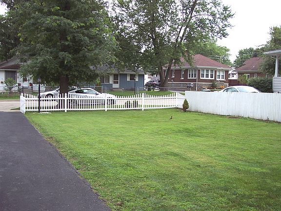 3rd image of 205 S White Ave