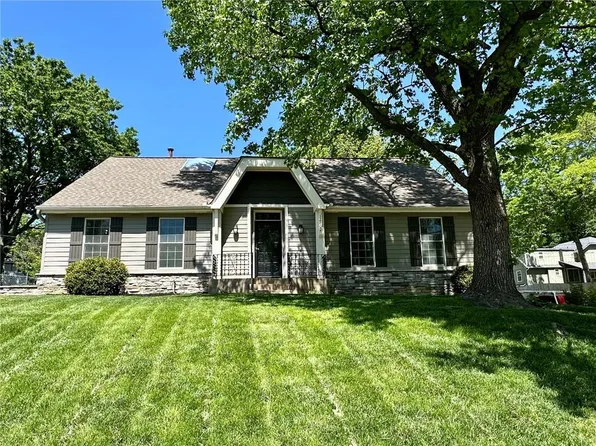 12802 W 101st St, Lenexa, KS 66215