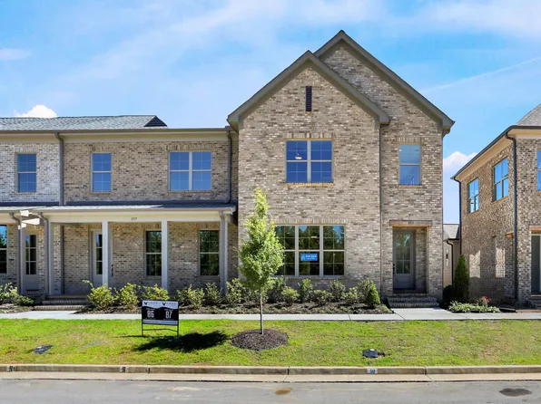 899 Aldwick Dr, Collierville, TN 38017