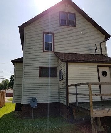 3rd image of 570 Stanton Ave