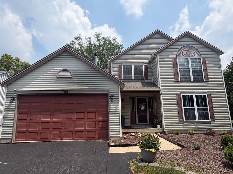 1st image of 1902 Chestnut Grove Dr