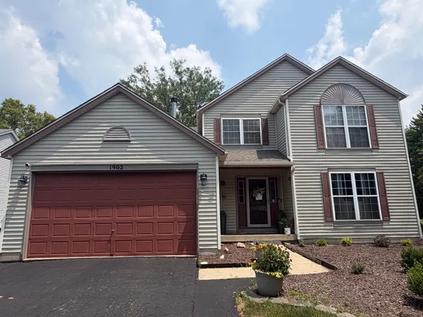 1902 Chestnut Grove Dr, Plainfield, IL 60586