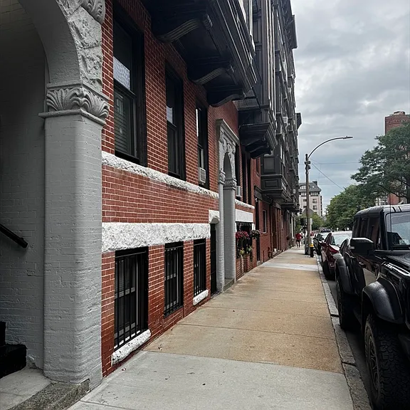 8 Battery St #6 — Photo 21