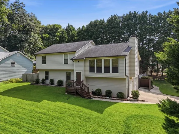 2416 Broward Dr NE, Marietta, GA 30066