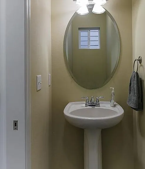 4443 Fairweather St NE — Photo 13