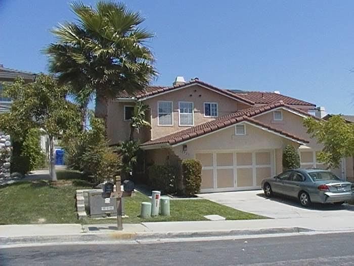 beautiful 2-story home