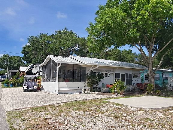 4th image of 2206 Chaney Dr #276