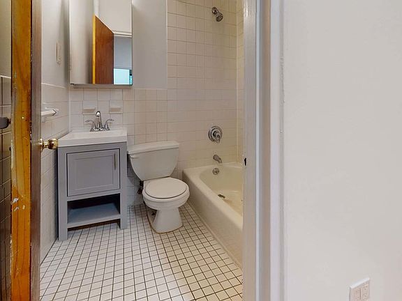 5th image of 502 E 88th St #3A1