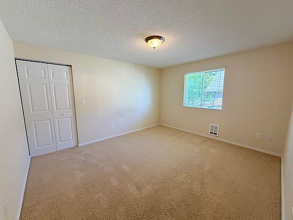 3rd image of 108 E Weile Ave APT 3