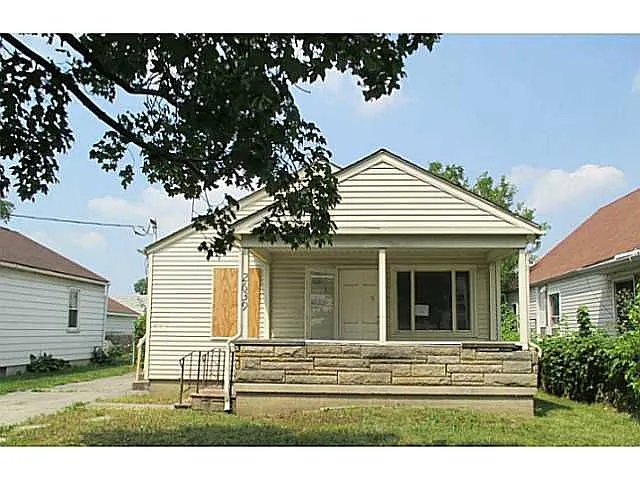 2639 Beulah Rd photo 1