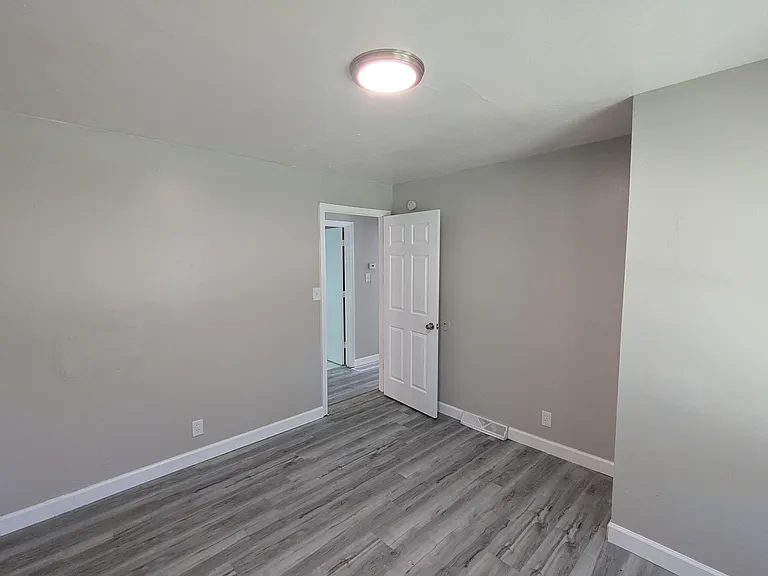 6608 Torlina Dr — Photo 22