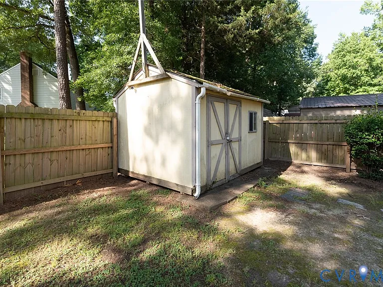 4329 Deertrail Dr — Photo 36