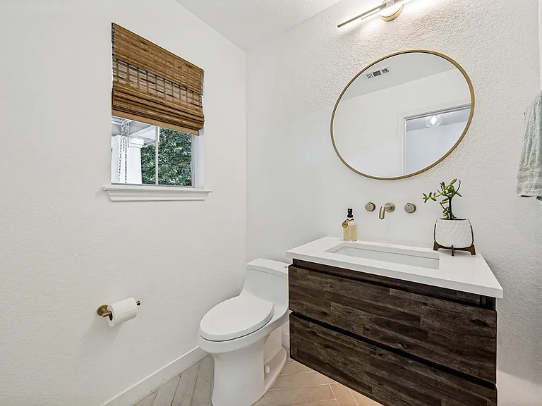 9205 Rowlands Sayle Rd — Photo 12