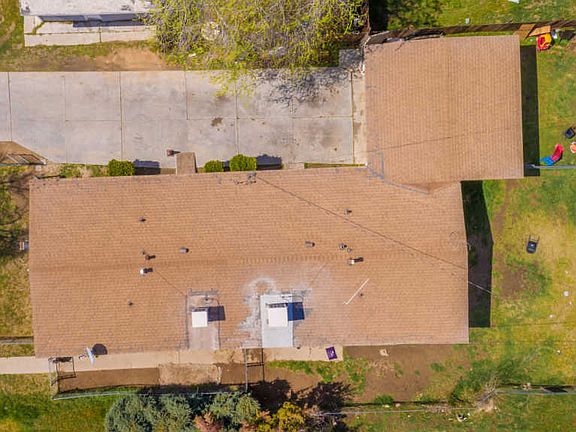 3rd image of 1225 W Avenue H15