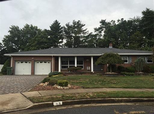 2nd image of 13 Wilmot Rd