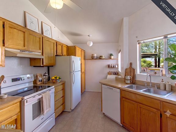 2nd image of 4306 E Fort Lowell Rd #57