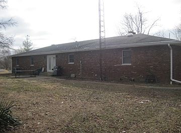 3rd image of 2185 County Road 825 N