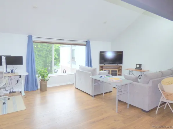 2 Cottonwood Lane #2, Ridgefield, CT 06877