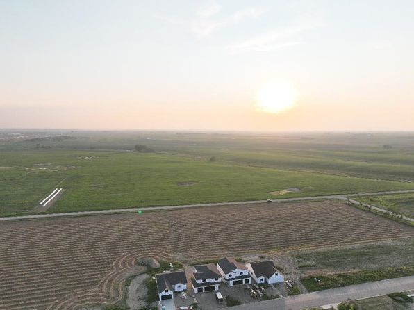 Harmony Blvd, Surrey, ND 58785