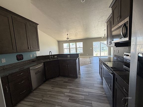 5th image of 618 Tasha Way