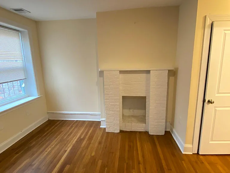 1529 Spruce St #4D — Photo 14
