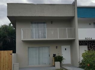 8002 SW 6th Ct, Pompano Beach, FL 33068
