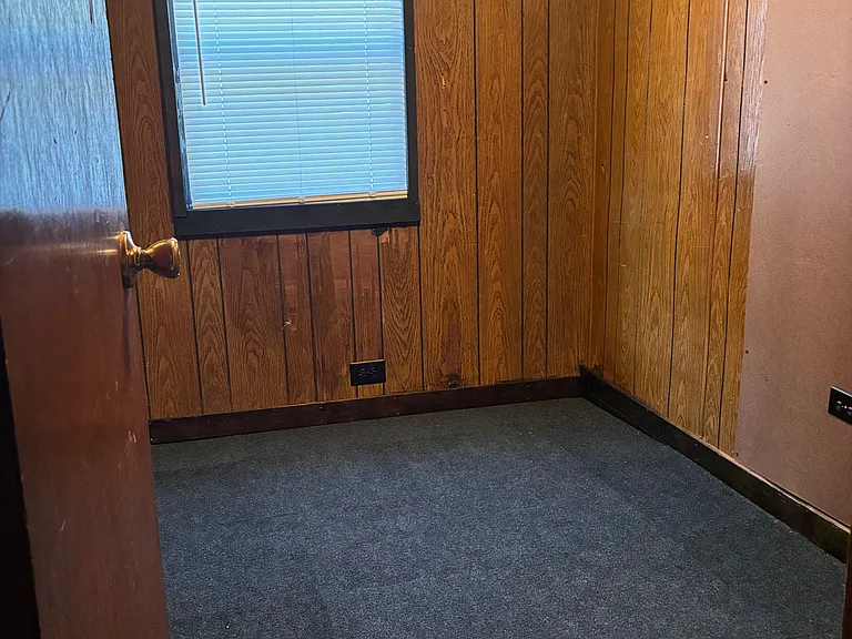 180 Dowd Dr — Photo 14
