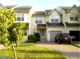 15 Heron Pointe Ct, Marlton, NJ 08053