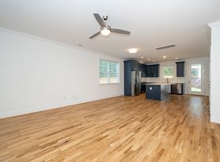 1630 Crest Rd, Raleigh, NC 27606