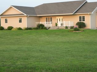 4445 Grantham Dr, Saint George, KS 66535