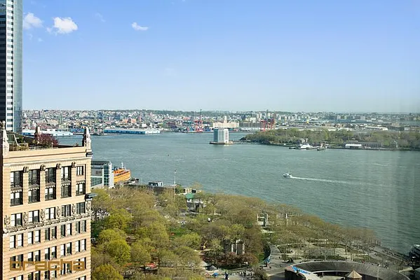 Sold by Keller Williams NYC | media 3