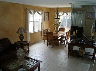 2nd image of 652 NW 159th Ln