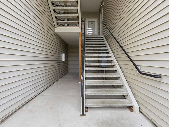 5th image of 22855 E Country Vista Dr APT 399