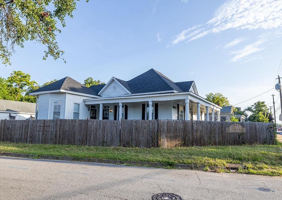1st image of 3001 Hamilton Rd