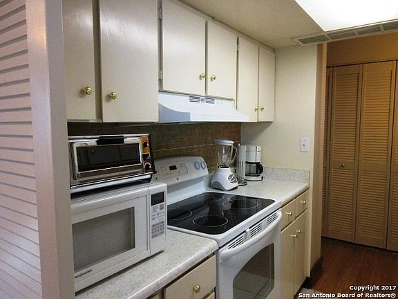 5th image of 7039 San Pedro Ave APT 506