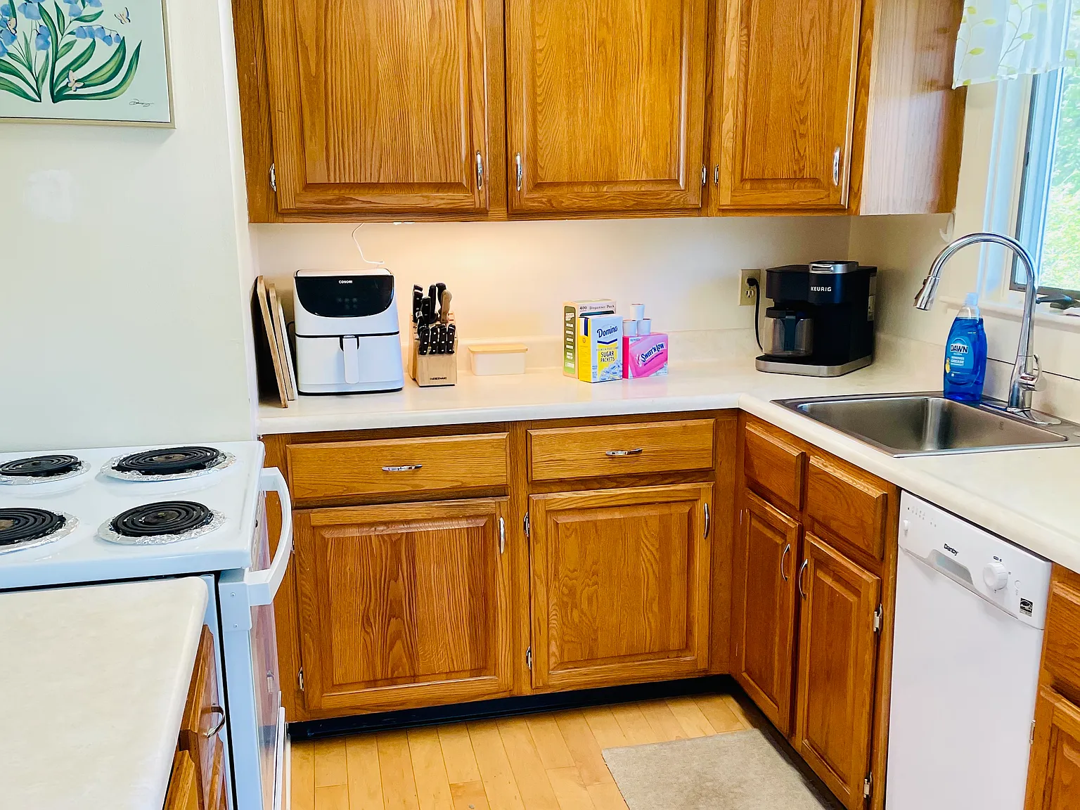 3 bed, 1225 sqft, $2,500 — Photo 3