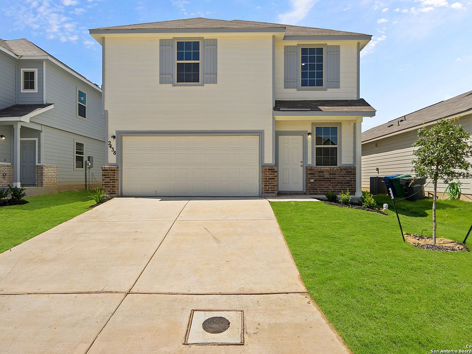 1st image of 2438 Dry Moss Way