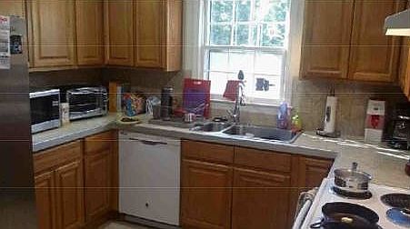 2nd image of 104 Woodburn Dr