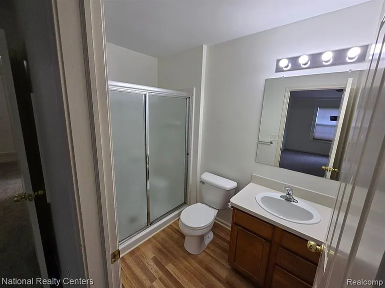 4058 Radcliff Dr — Photo 23
