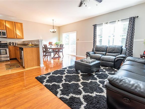 5th image of 1037 King Way