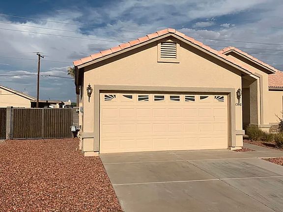 2nd image of 1546 N Mimosa Way
