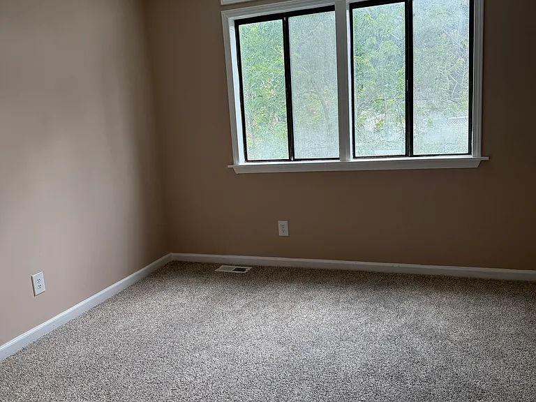 5902 Shady Grove Cir — Photo 15