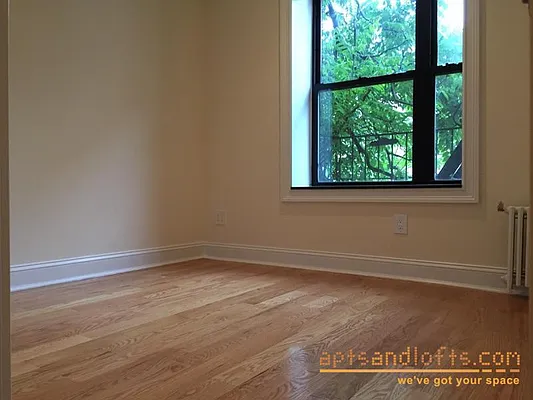 Rented by aptsandlofts.com | media 43