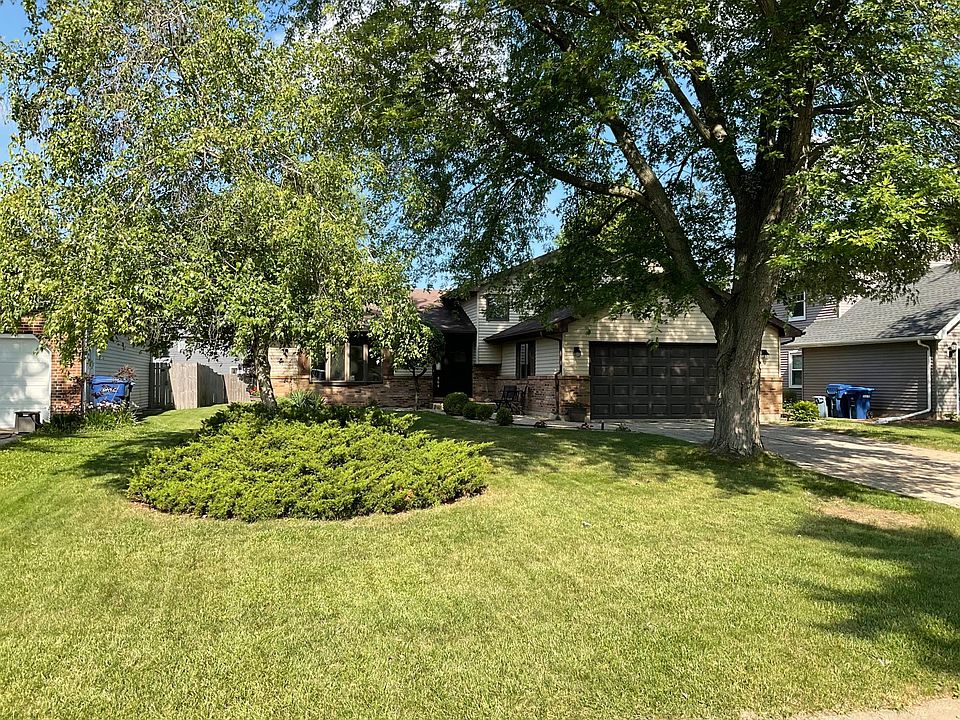 1st image of 564 Saratoga Dr