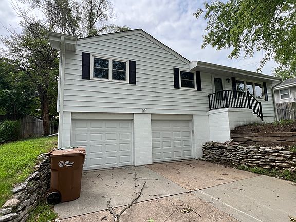 2nd image of 1409 Imperial Dr