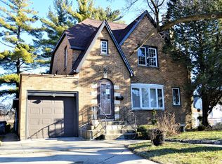 533 N Elmwood Ave, Waukegan, IL