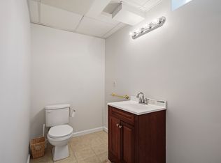 51384 Indian Pointe Dr, Macomb, MI 48042